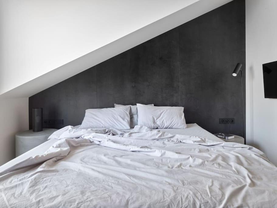 Rooftop Penthouse With Terrace, Prime Location Praga Esterno foto