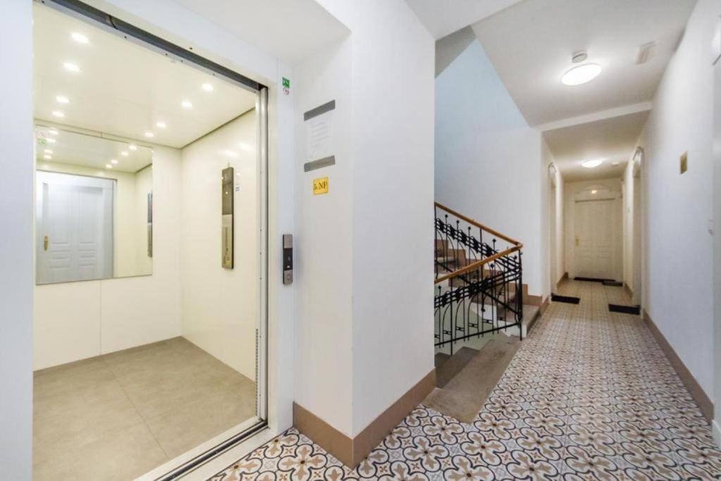 Rooftop Penthouse With Terrace, Prime Location Praga Esterno foto